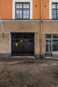 Bright Loft Apartment Steps From Linnanmäki & Alppipuisto