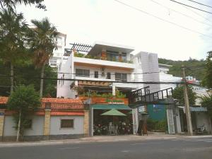 Sky Garden Apartment