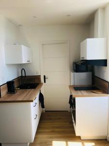 Appartement, 50m des Bas Sablons