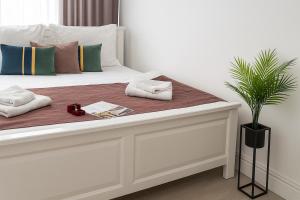 Mid Ultra Central Apartments, Self Check In