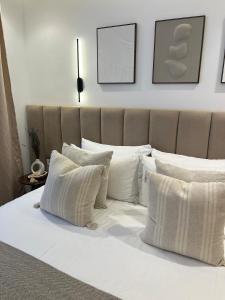 Luxury apartment brand new 2025