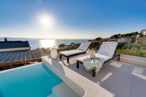 Villa Lemon, 3 Bedrooms, 4 Baths, Infinity Pool, Whirlpool, Cinema room, Sea view