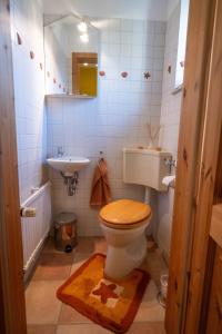 Ferienhaus SÜD WEST mit 2 SZ, Terrasse und Balkon, strandnah by Unsere Urlaubszeit
