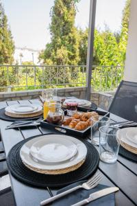 Anthemis modern & spacious