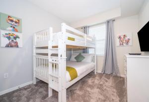 3161-203FC STOREY LAKE, CONDO 22 LAKE VIEW