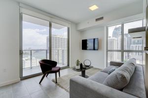 227-2500FU DOWNTOWN MIAMI 1 BEDROOM CONDO