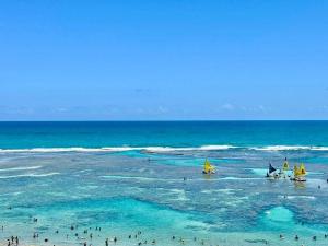 Flat 02 rooms - Right on the sand at the best spot on the beach