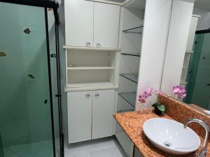 Cobertura com 3 Quartos a 1 Minuto da Prainha