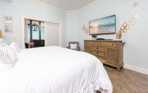 The Oasis 405 formerly Phoenix West II 405 condo