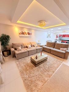 Tripex 250m do Mar com piscina, jacuzzi e muito mais