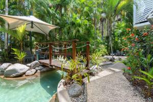 Deluxe ground floor 1 Bedroom at Coral Apartments