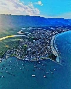 excelente Cobertura no centro de Bertioga