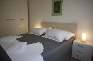 Apartments by the sea Podgora, Makarska - 6779