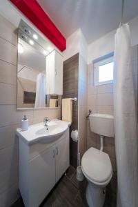 Apartments with parking space Pag - 18848