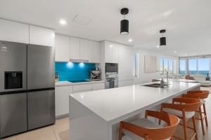 Aquaview Unit 302, 29 Canberra Tce, Kings Beach