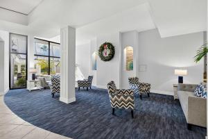 Beachside Bliss Walk To Siesta Pool Access