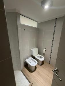 Depto 6p , 1 dormitorio mas sofá cama en living