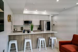 Luxury 2 bed 2 bath Suite in Washington DC