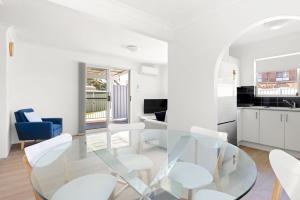 Villa Burra - Pet Friendly - 5 Mins Walk to the Beach