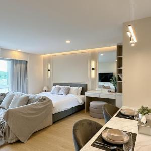 Warm & Homey stay near CentralFestival