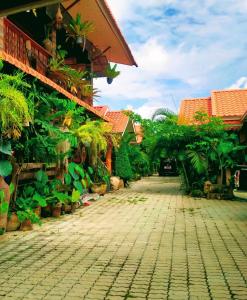 ouychai resort home stay