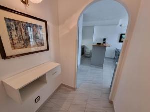 Apartamento acogedor con terraza, céntrico, cerca de la playa - HISP-236-64