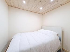 Studio cozy au pied des pistes avec balcon sud, pour 4 personnes - FR-1-832-3