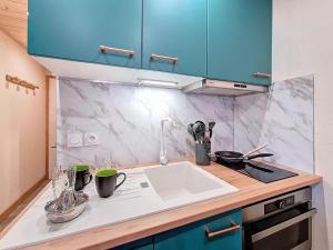 Studio cozy au pied des pistes avec balcon sud, pour 4 personnes - FR-1-832-3