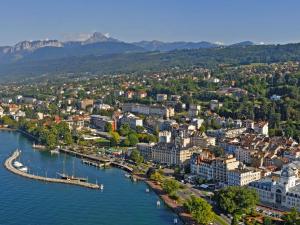 Agréable appartement 60 m², proche ski, balcon, animaux admis, parking - FR-1-498-14