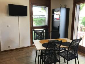 Appartement 2 pièces au pied de la télécabine avec animaux admis et parking - FR-1-836-30