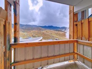 Studio lumineux avec balcon plein sud au pied des pistes - FR-1-832-10