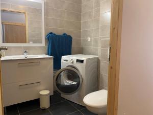 Duplex Châtel 8 pers, 4 ch, parking - FR-1-198-278