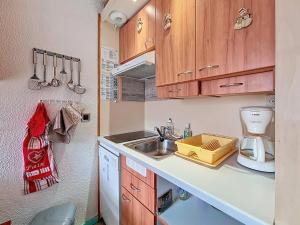 Appartement 4 pers. Balcon sud, proche pistes - FR-1-832-9