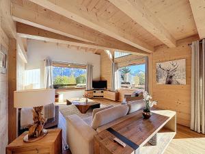 Duplex neuf avec terrasse face au Mont Blanc, 3 chambres et mezzanine, à 3 km du centre de Combloux - FR-1-560-65