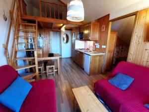 Appartement cosy 4-6 pers avec balcon proche pistes, TV, ascenseur et casier à ski - FR-1-771-37