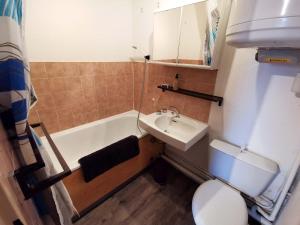 2 Pièces RDC aux Adrets - Proche pistes et commerces - FR-1-771-52