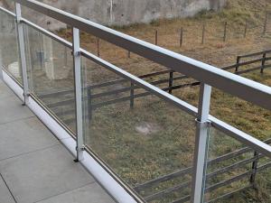 Deux pièces pour 7 personnes, calme et lumineux, proche pistes - FR-1-262-195