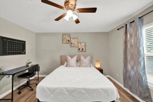 Elegant 4BD Near NRG stadium, Downtown