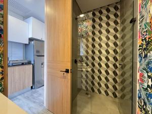 Apartaestudio Moderno en Edificio 33DC, Centro Internacional Bogotá, WiFi y Ubicación Premium