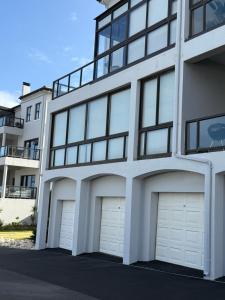 Lux 2 Bed Secure Apartment Prime Location Big Bay