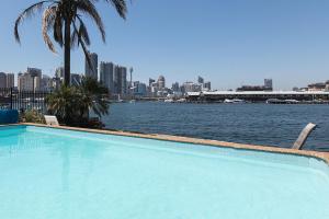 Wake up to Sydney Harbour