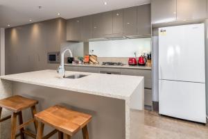 Executive Balcony Apartment in Central Canberra