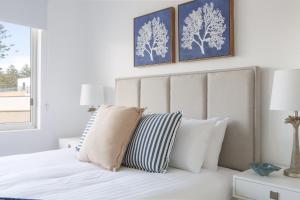MadeComfy Trendy Apartment on Dee Why Beach