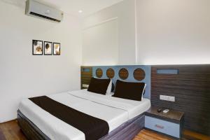 Collection O Lodha Experia Mall Dombiwali Formerly RR Suites