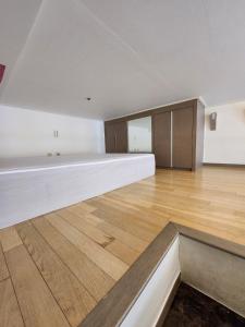 Gangnam Station 30s beautiful Multiple layer