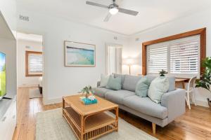 Beachside Living in Modern 2 bedroom Apartment