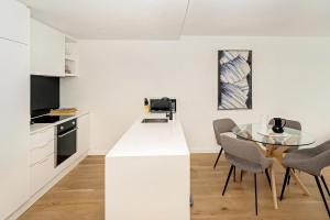 Idyllic 1-Bed Near Popular Shopping Streets