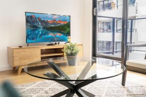 Idyllic 1-Bed Near Popular Shopping Streets