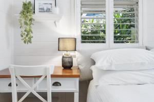 Tranquil 2-Bed Family Home with Deck Among Trees