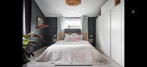 Beautiful house close to center